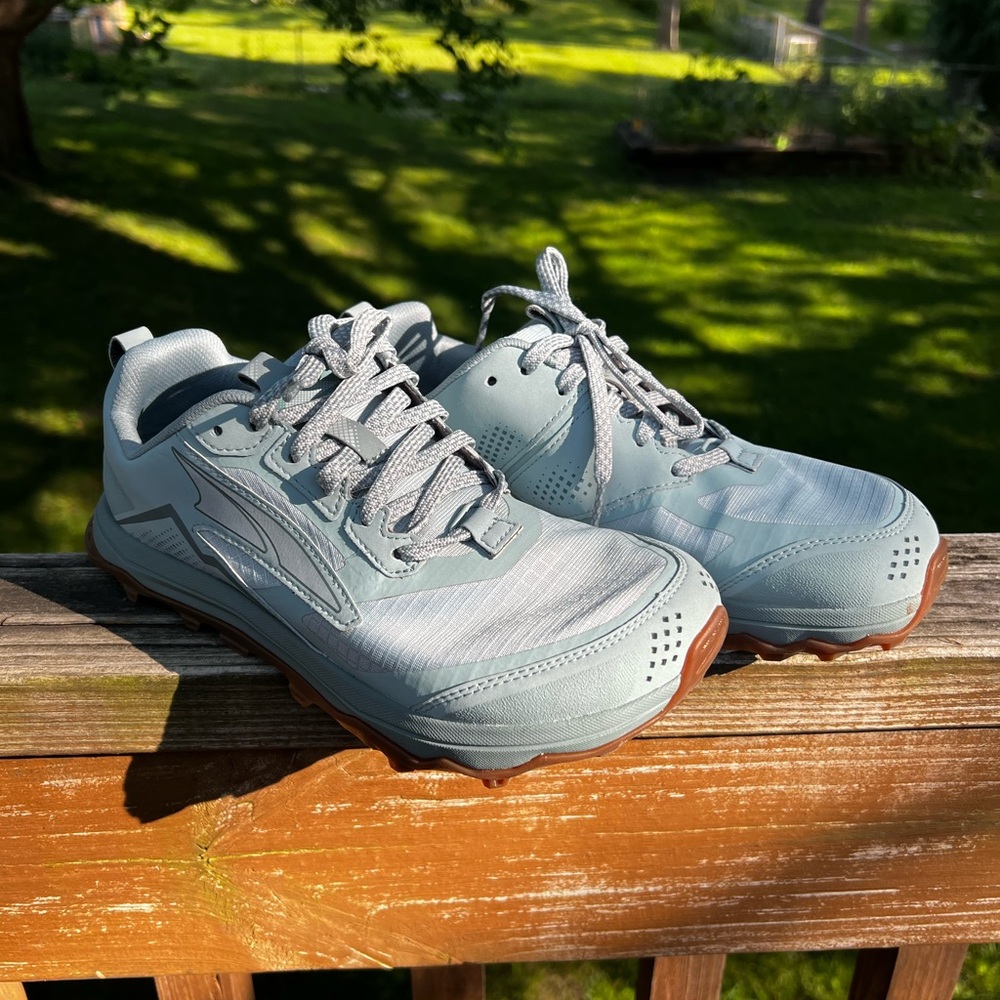 Altra Women's Sneakers size 8 women’s